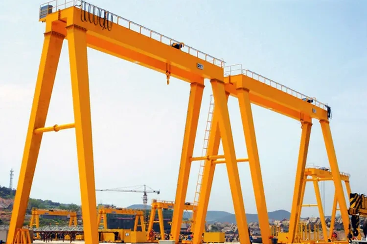 Portable gantry crane vs fixed gantry crane Portable gantry crane vs fixed gantry crane