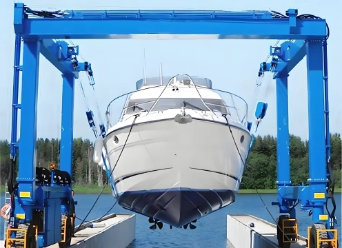 Yacht handling crane